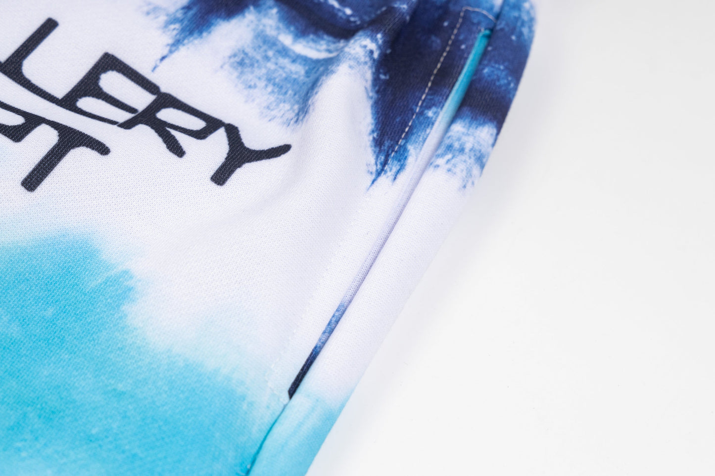 מחלקת גלריה מכנסיים חדשים 