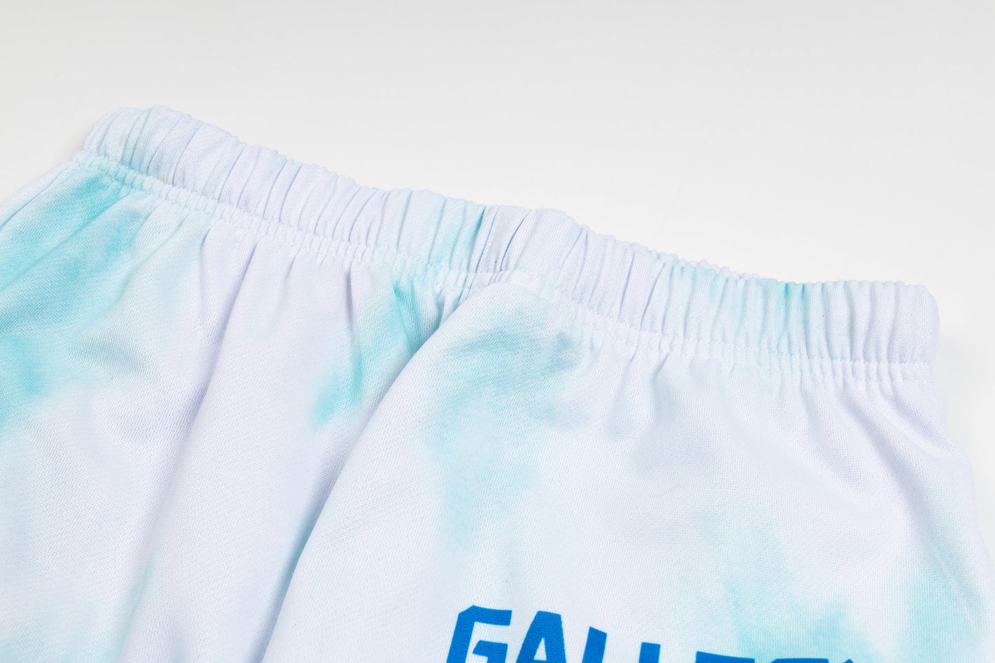 מחלקת גלריה מכנסיים חדשים 