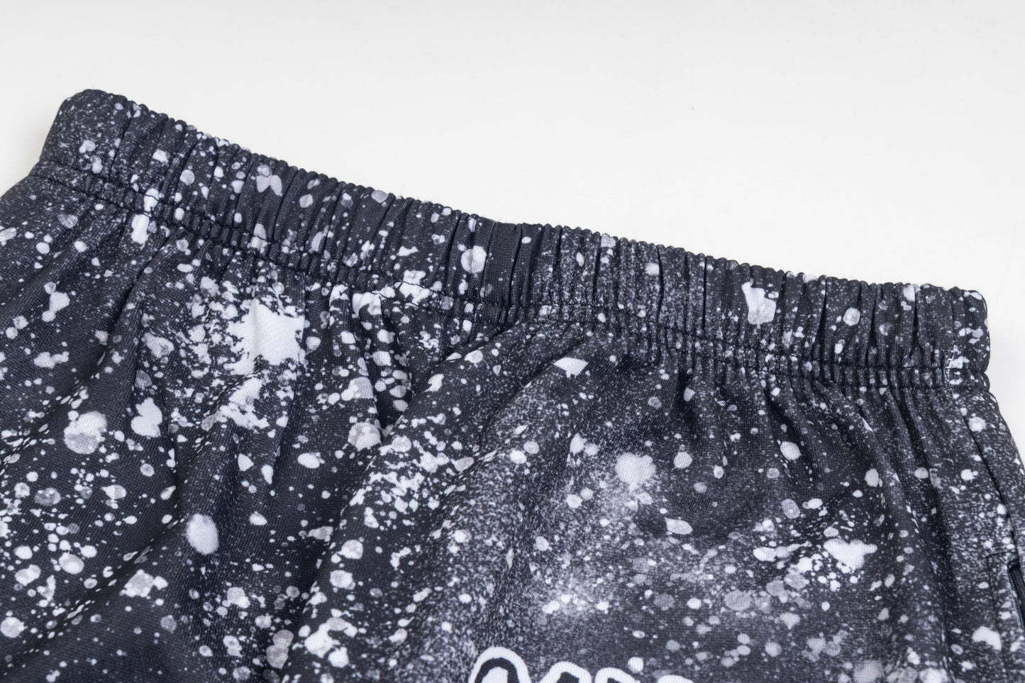 מחלקת גלריה מכנסיים חדשים 