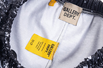 מחלקת גלריה מכנסיים חדשים 