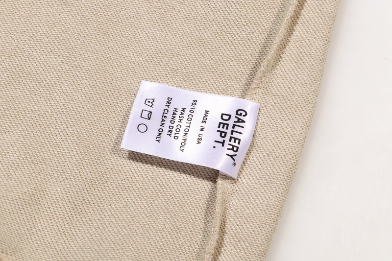 קפוצ'ון חדש של מחלקת הגלריה 