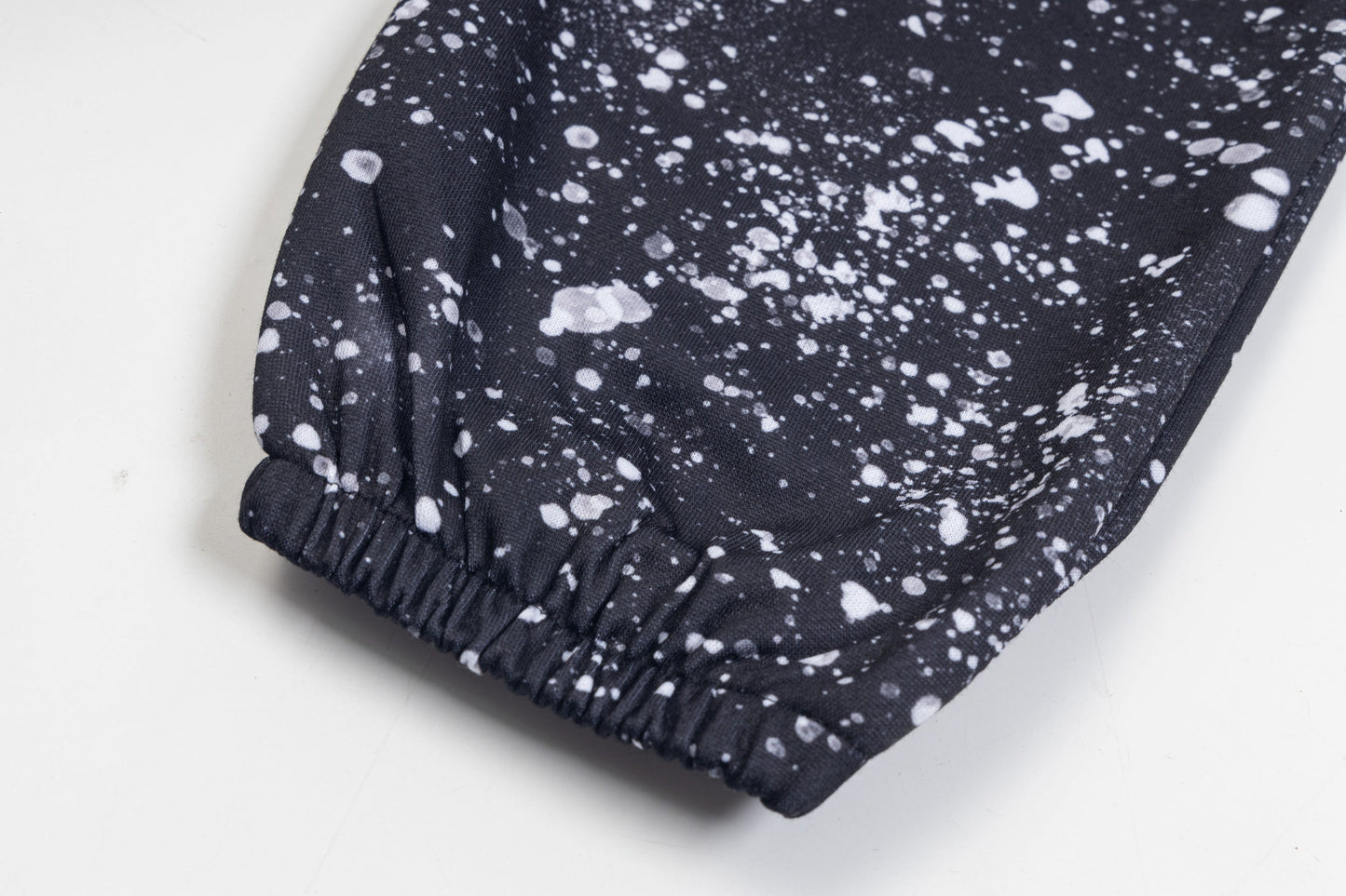 מחלקת גלריה מכנסיים חדשים 