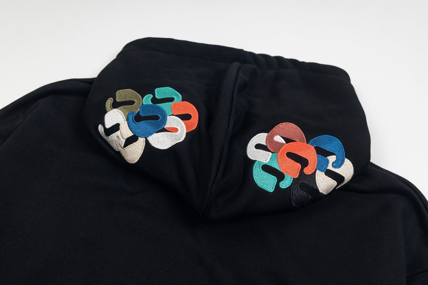 קפוצ'ון חדש של מחלקת הגלריה 