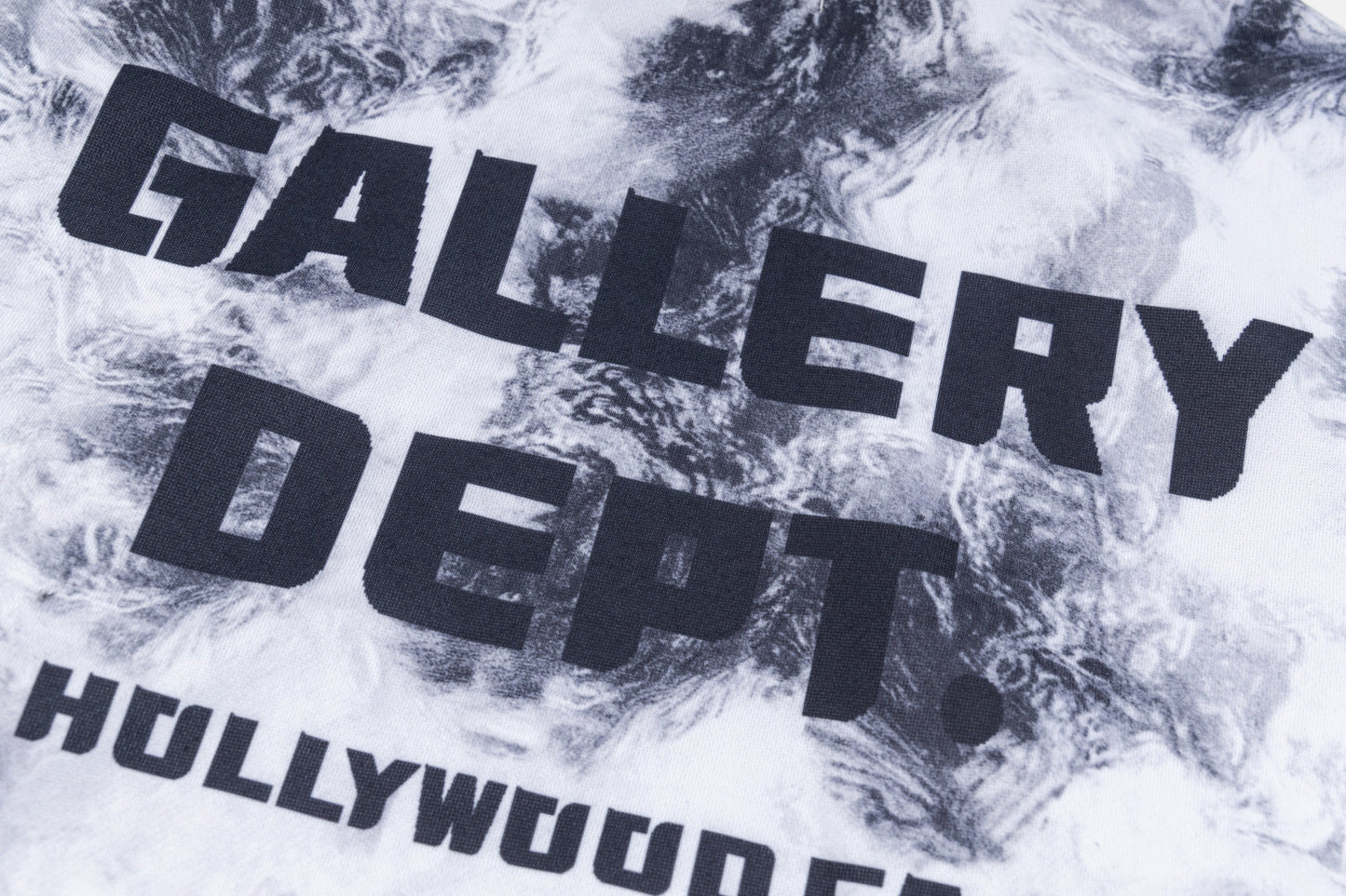 קפוצ'ון חדש של מחלקת הגלריה 