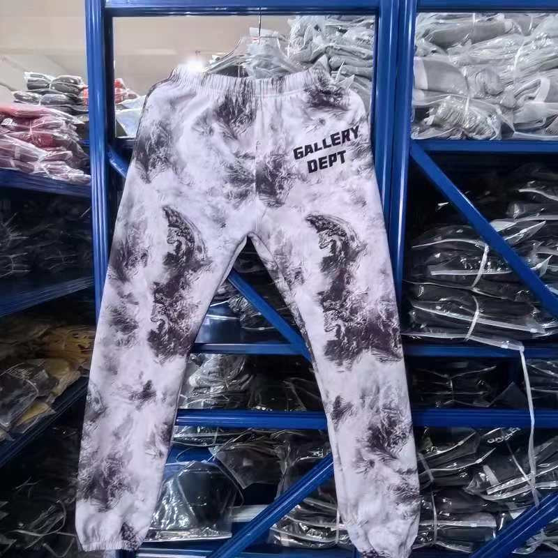 מחלקת גלריה מכנסיים חדשים 